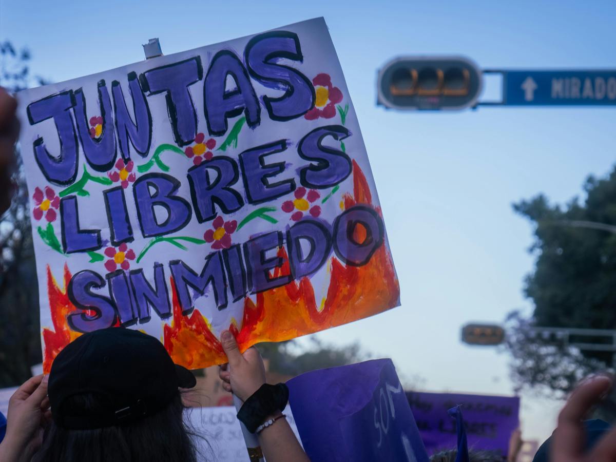 Voces ensortijadas 253. No estamos solas. María Gabriela López&nbsp;Suárez