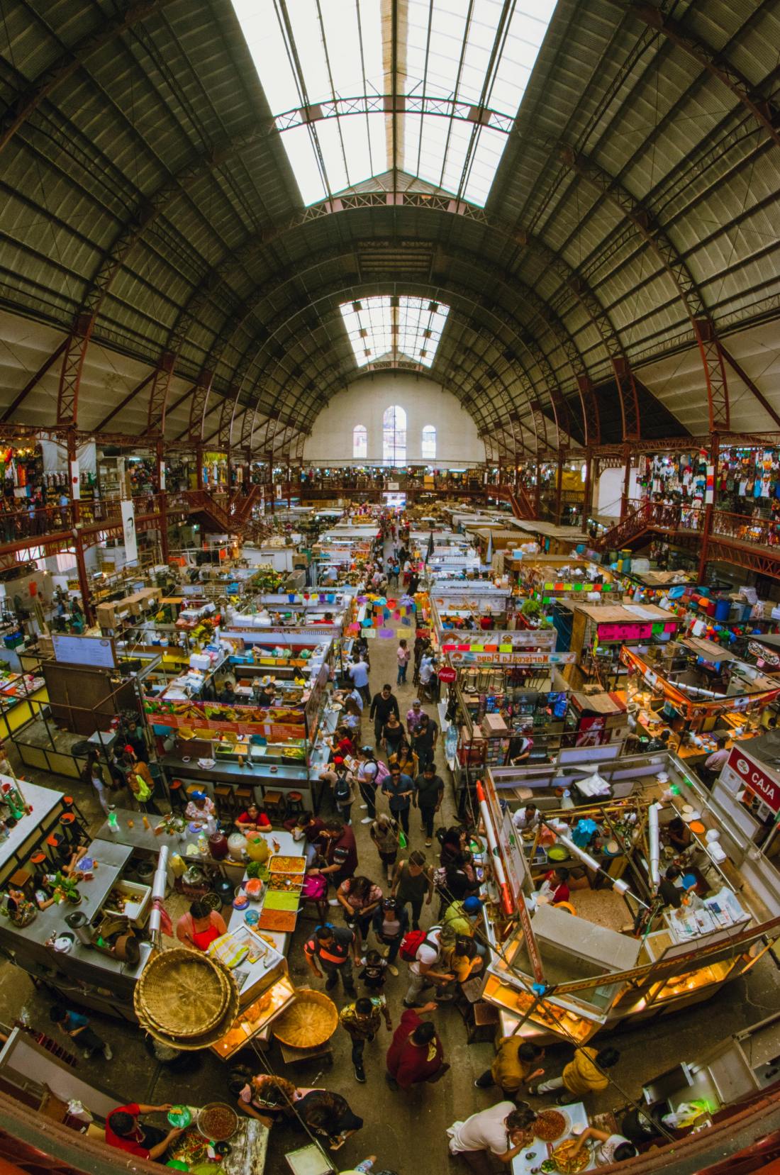 Fotografìa: Armando Belsoj: https://www.pexels.com/photo/mercado-hidalgo-27797628/