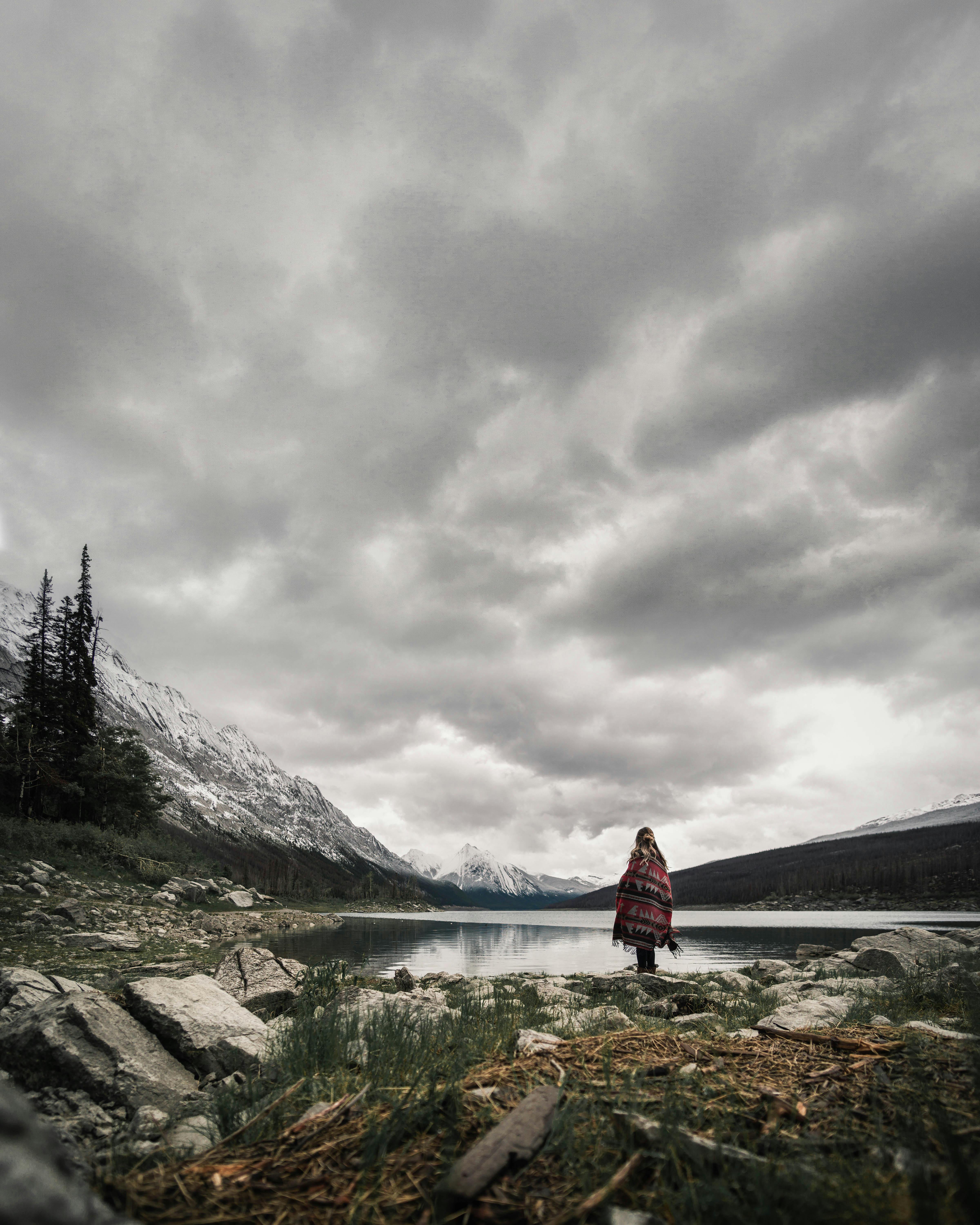 Photo by Debbie Pan: https://www.pexels.com/photo/person-standing-near-body-of-water-1365218/