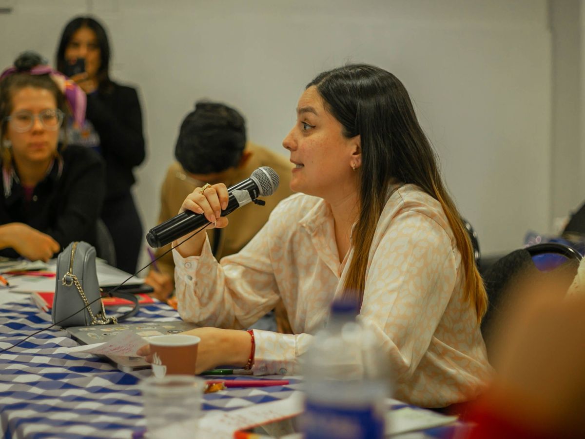 Voces ensortijadas. 346. La poesía, estímulo para la vida. María Gabriela López&nbsp;Suárez